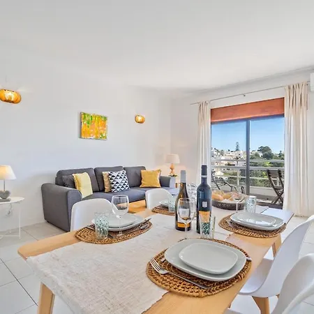 Bright Elimar Albufeira